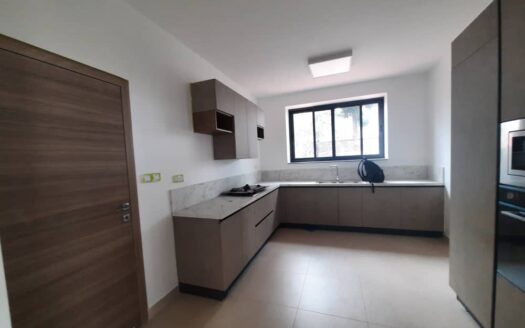 Kololo 6 BHK 57 decs
